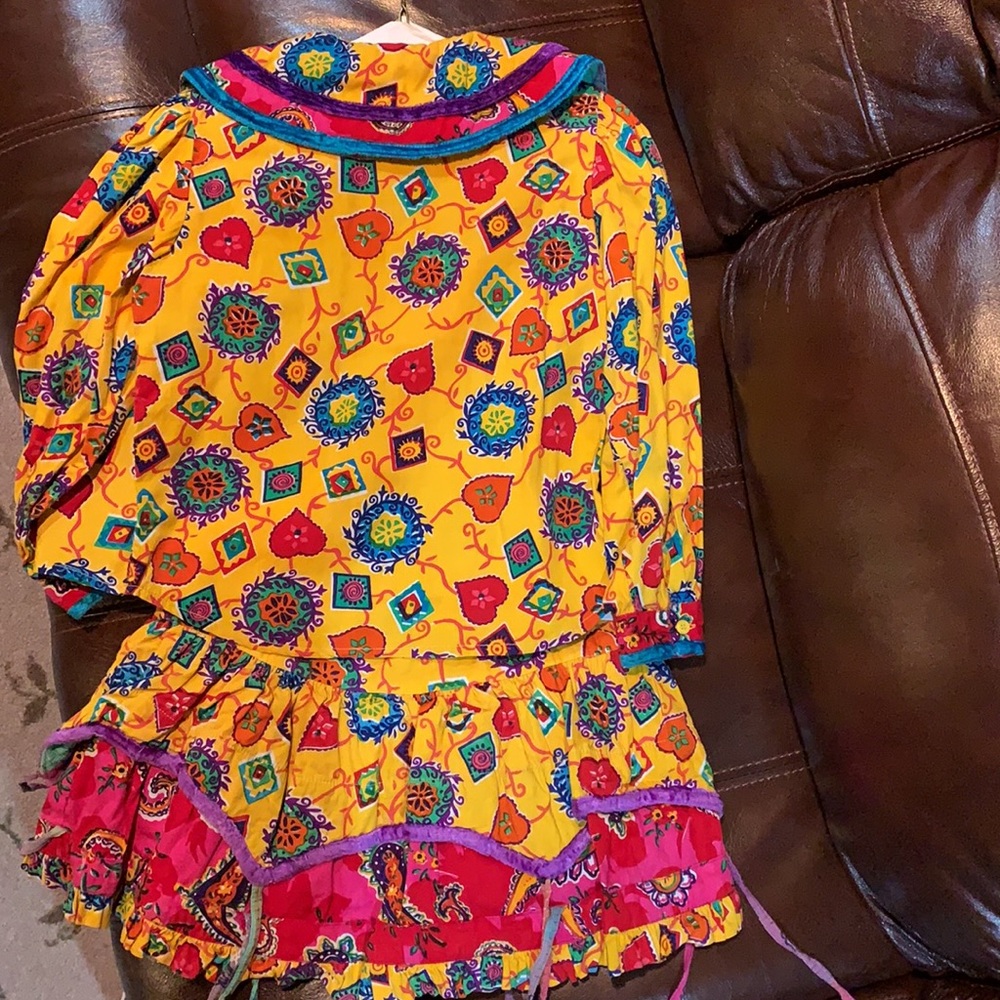 Kar-a-van girls 2 piece set; skirt with button down shirt - Picture 2 of 2